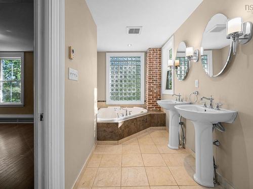 2615 Fuller Terrace, Halifax, NS 