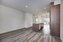 3177C Rue Roger  Sainte-Marthe-Sur-Le-Lac, QC J0N 1P0