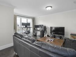 301 5689 Cunard Street Halifax, NS B3K 1C7