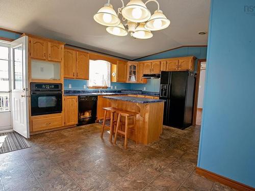 27 Fernwood Drive, Amherst, NS 