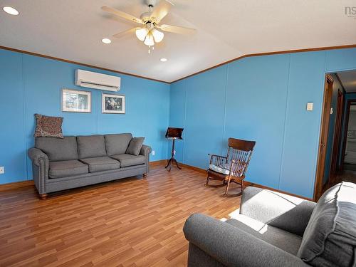 27 Fernwood Drive, Amherst, NS 