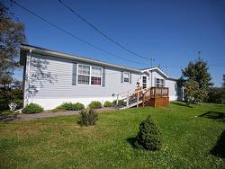 27 Fernwood Drive Amherst, NS B4H 4P4