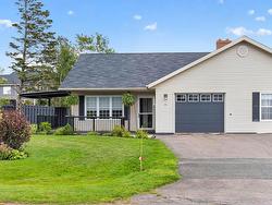 28 Heatherway Drive Cornwall, PE C0A 1H0