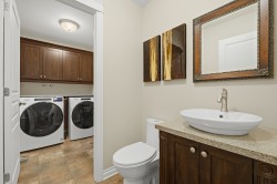 Powder room - 