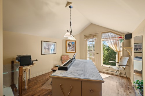 Bureau - 1785 Rue Des Coudriers, Val-David, QC 