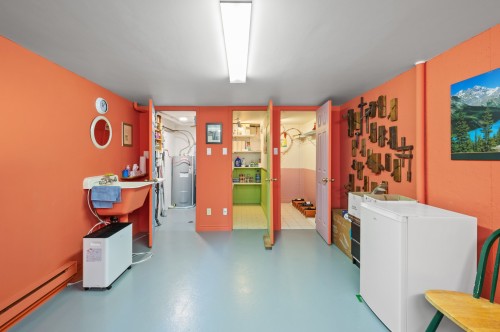 Atelier - 1785 Rue Des Coudriers, Val-David, QC 