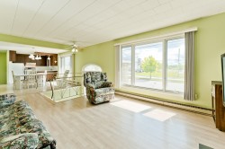 Salon - 