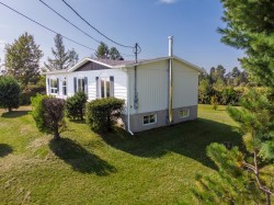 271 Rg Barthélemy Saint-Léon-Le-Grand, QC J0K 2W0