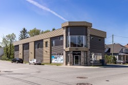 150 Rue Caouette E.  Thetford Mines, QC G6G 2B8