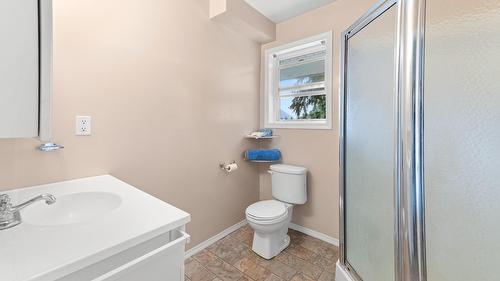 3389 Crestview Road, Creston, BC 