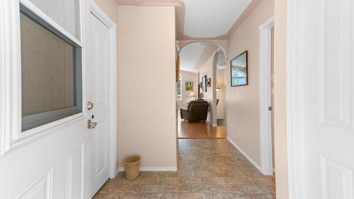 3389 Crestview Road, Creston, BC 