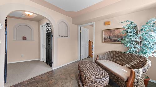 3389 Crestview Road, Creston, BC 