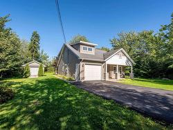 26 Country Lake Drive  Lake Echo, NS B3E 1E4