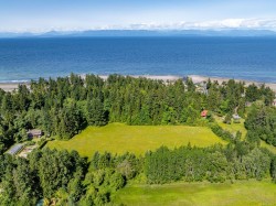 Lot 4 Butler Rd Comox, BC V9M 4B4