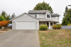 2032 Deborah Pl Duncan, BC V9L 4M6