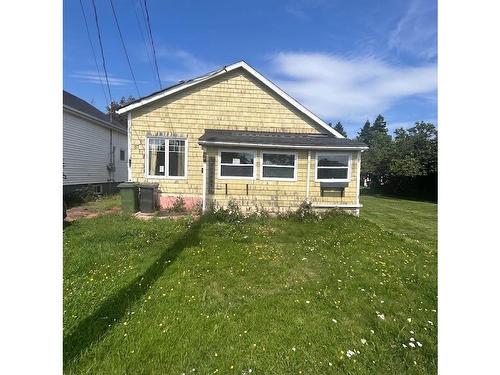 87 Harvard Street  Summerside, PE C1N 1P5