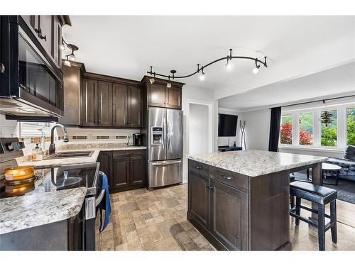 820 Woodward Crescent, Sarnia, ON 