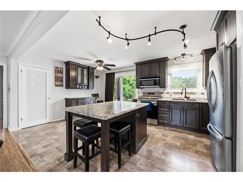 820 Woodward Crescent, Sarnia, ON 