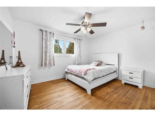820 Woodward Crescent, Sarnia, ON 