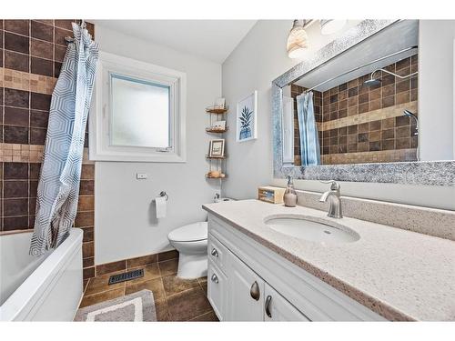 820 Woodward Crescent, Sarnia, ON 