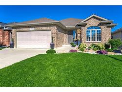 508 FOXWOOD Court Sarnia, ON N7S 0A6