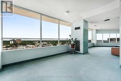 OBSERVATION FLOOR - 