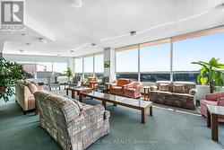 OBSERVATION FLOOR - 