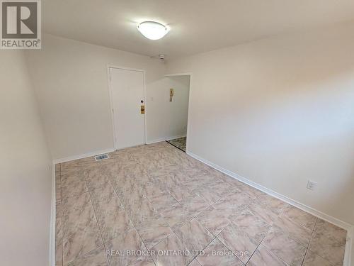 2 - 22 BARTON STREET E , Hamilton, Ontario L8L 2V5 3