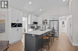 1041 SHEPHERD'S Drive  Burlington, ON L7T 3R4