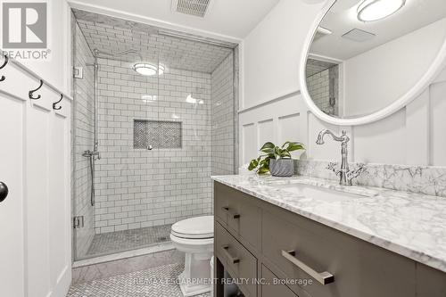 330 Camelot Court, Burlington, ON 