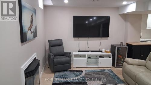 BASEMENT - 65 TIMBER LANE , Vaughan, Ontario L4L 3J6 4