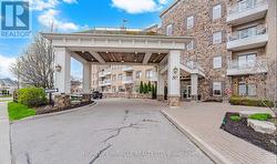425 - 80 BURNS BOULEVARD King, ON L7B 0B3