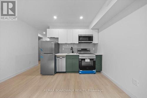 UNIT 1 - 315 SAVARD AVENUE , Ottawa, Ontario K1L 7S1 5