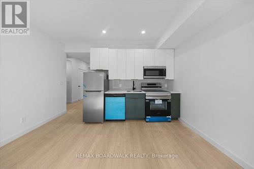 UNIT 3 - 315 SAVARD AVENUE , Ottawa, Ontario K1L 7S1 5