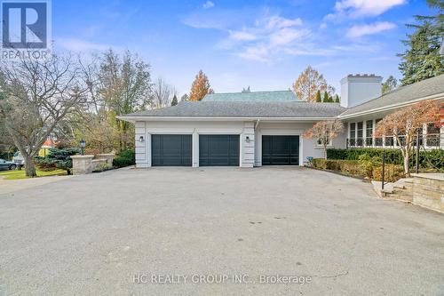 80 BAYVIEW RIDGE , Toronto, Ontario M2L 1E6 4