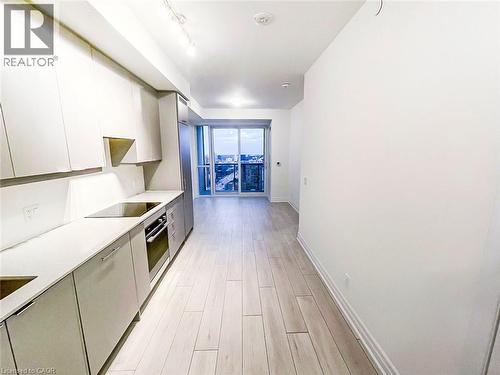 30 ELM Drive W Unit# 1906 , Mississauga, Ontario L5B 0N6 2