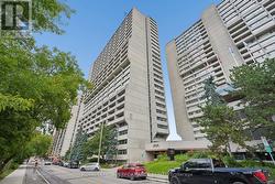 1706 - 500 LAURIER AVENUE W Ottawa, ON K1R 5E1