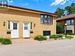 24 - 115 MARY STREET W Kawartha Lakes (Lindsay), ON K9V 2N7