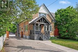 406 STIRLING AVENUE S  Kitchener, ON N2M 3H9