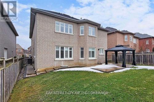 25 GREENSHIRE STREET , Richmond Hill, Ontario L4B 4V3 3