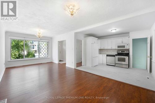 MAIN LEVEL - 139 MCKEE AVENUE , Toronto, Ontario M2N 4C5 4
