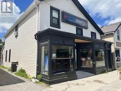 120 HIGH STREET Georgina, ON L0E 1R0