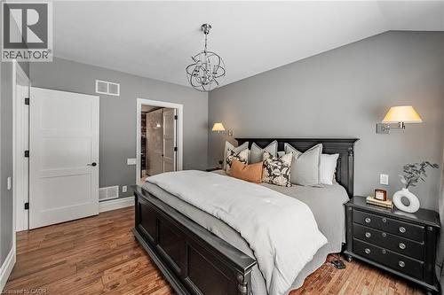 4380 Spruce Avenue, Burlington, ON 