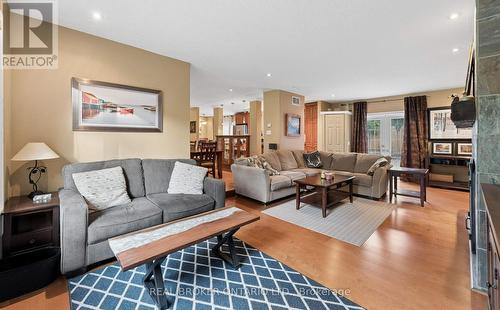 373 Forestlawn Road, Waterloo, ON 