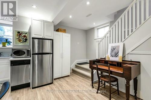 LOWER - 17 BIRDSALL AVENUE , Toronto, Ontario M4R 2B7 4