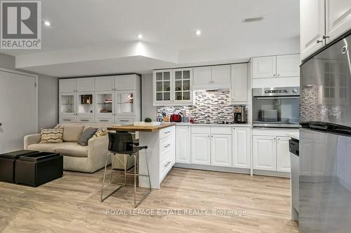 LOWER - 17 BIRDSALL AVENUE , Toronto, Ontario M4R 2B7 5