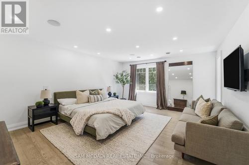 2142 Obeck Crescent, Mississauga, ON 
