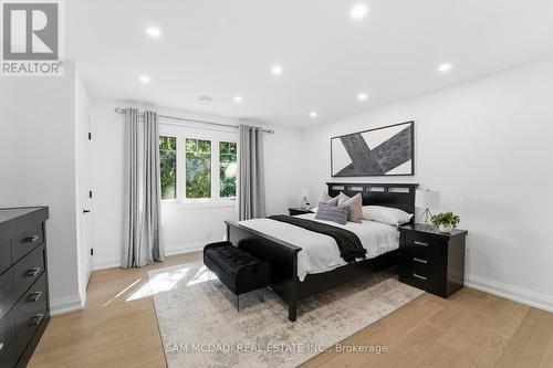 2142 Obeck Crescent, Mississauga, ON 