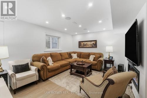 2142 Obeck Crescent, Mississauga, ON 