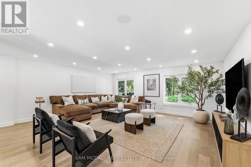 2142 Obeck Crescent, Mississauga, ON 
